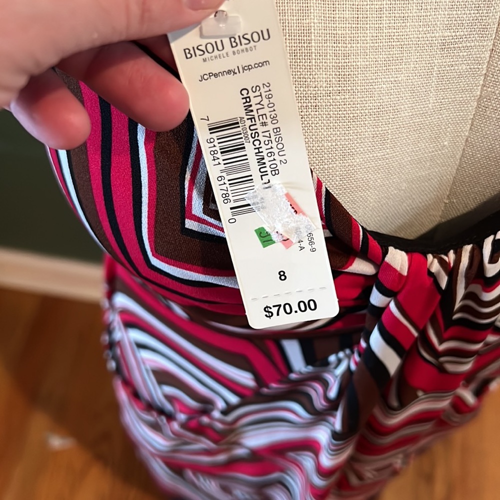 ❄️Bisou Bisou dress.‎ NWT. Size 8 - Picture 2 of 3
